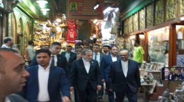 زيارة بارزة لوزير الخارجية الإيراني إلى خان الخليلي ومسجد الحسين في القاهرة | صور