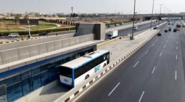 مصدر أمني: لم يُتخذ أي إجراء بخصوص تحديد مسار خاص للحافلات الترددية حتى الآن