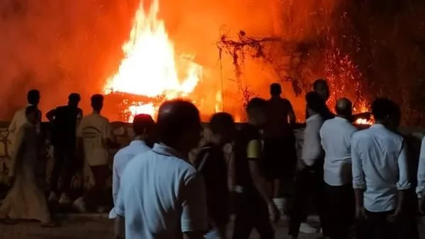 إخماد حريق اندلع في أشجار النخيل داخل مستودع لمشروبات غازية في القليوبية
