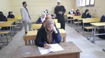 اليوم الأخير قبل عطلة العيد: طلاب الثانوية الأزهرية يجرون امتحان الفقه في الشعبة العلمية