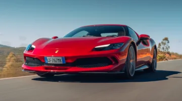 لعشاق السرعة: ما الذي يميز فيراري GTB 296 وما هو سعرها؟