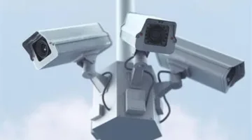 تحليل تسجيلات كاميرات المراقبة حول منزل عامل في الهرم لتحديد الجناة في حادثة سرقته
