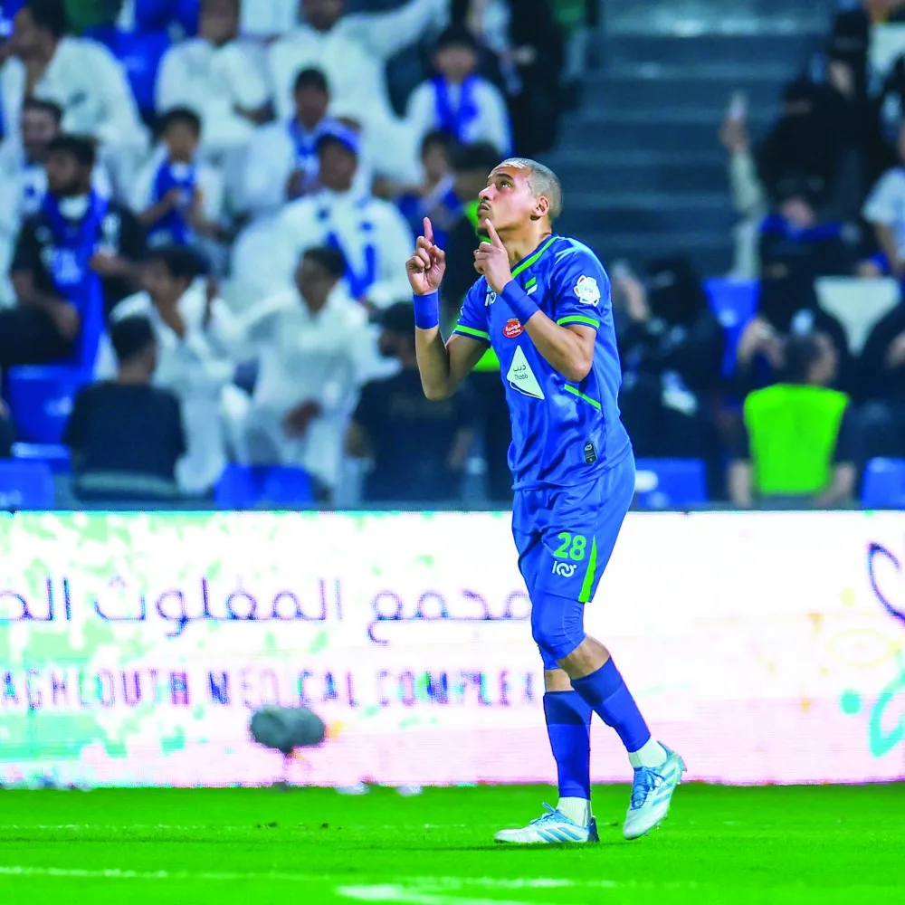 اللاعب الجزائري بن دبكة مطلوب في النادي الأهلي