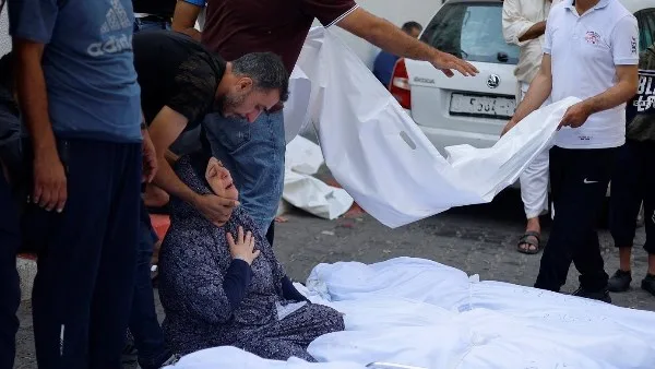 استشهاد 24 فلسطينياً وإصابة العشرات برصاص الاحتلال خلال تسلم المساعدات