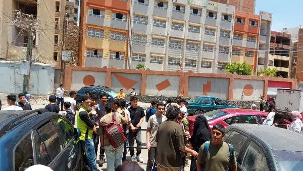 طلاب المرحلة الإعدادية في القليوبية يجتازون امتحانات العلوم والتربية الفنية طلاب المرحلة الإعدادية في القليوبية يجتازون امتحانات العلوم والتربية الفنية