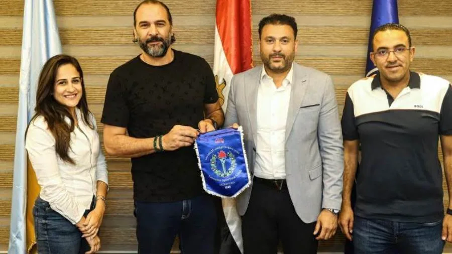 سموحة يؤكد بقاء حسين زكي كمدير فني لفريق اليد في الموسم القادم سموحة يؤكد بقاء حسين زكي كمدير فني لفريق اليد في الموسم القادم