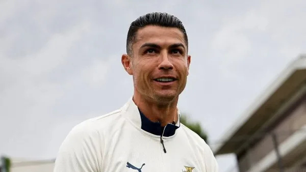 استعدادات كريستيانو رونالدو مع منتخب البرتغال لمواجهة ألمانيا.. تابعوا العرض. استعدادات كريستيانو رونالدو مع منتخب البرتغال لمواجهة ألمانيا.. تابعوا العرض.