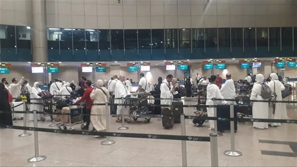 وزارة السياحة: جميع الحجاج المصريين في مجال السياحة وصلوا إلى الأراضي المقدسة وزارة السياحة: جميع الحجاج المصريين في مجال السياحة وصلوا إلى الأراضي المقدسة