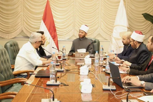 «الأوقاف» بالتعاون مع «المتحدة» تُقيم أكبر مسابقة لتلاوة القرآن الكريم. «الأوقاف» بالتعاون مع «المتحدة» تُقيم أكبر مسابقة لتلاوة القرآن الكريم.