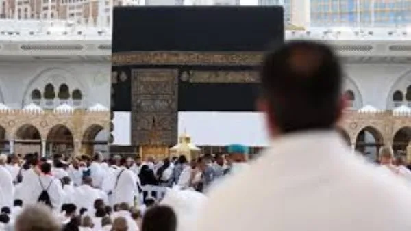 آراء الإفتاء بشأن تكرار العمرة للحاج المتمتع آراء الإفتاء بشأن تكرار العمرة للحاج المتمتع