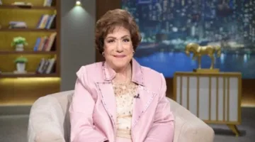 بعد فقدان سيدة المسرح، هل لاحظتم إصابة سميحة أيوب بمرض السرطان؟