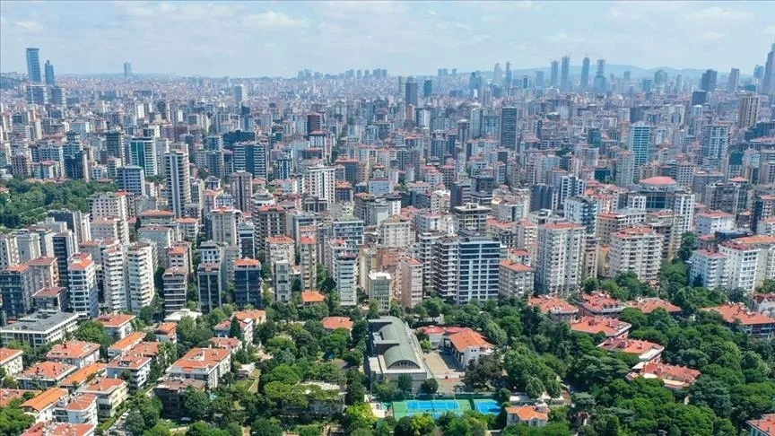 زلزال بقوة 5.8 درجات يضرب جنوب غرب تركيا ويتسبب في وفاة فتاة وإصابة 69 آخرين زلزال بقوة 5.8 درجات يضرب جنوب غرب تركيا ويتسبب في وفاة فتاة وإصابة 69 آخرين