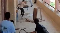 حادثة فيديو مشاجرة مدرسة الهرم تثير الجدل على وسائل التواصل الاجتماعي.. ما تفاصيل القصة؟ حادثة فيديو مشاجرة مدرسة الهرم تثير الجدل على وسائل التواصل الاجتماعي.. ما تفاصيل القصة؟