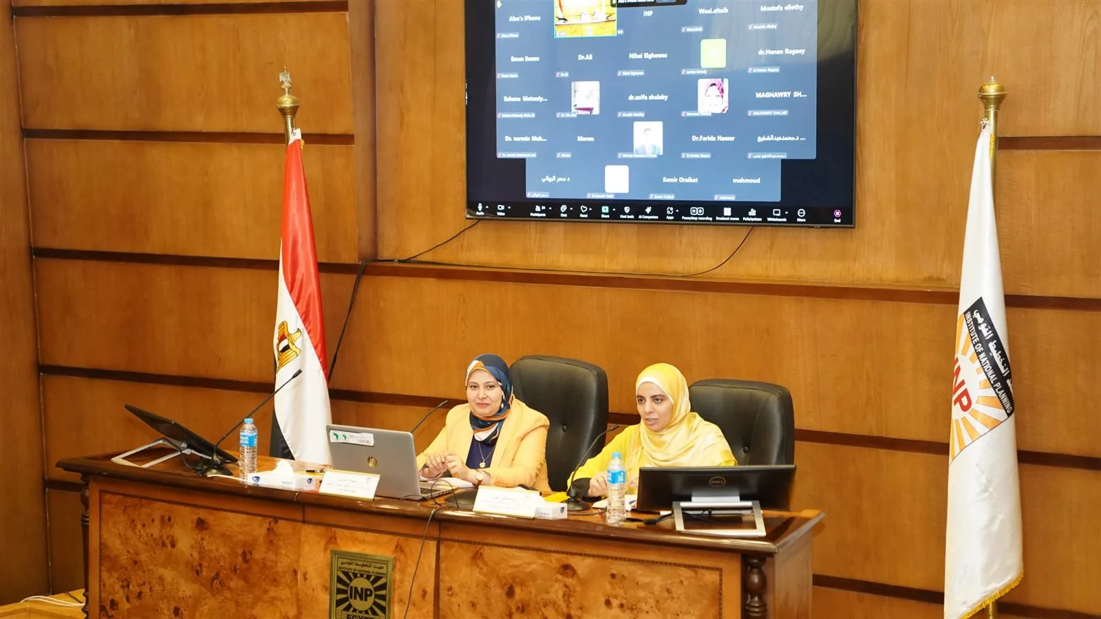 “الخطط الوطنية” تنظم الجلسة الثامنة من ندوة شباب الباحثين لعام 2024/2025 “الخطط الوطنية” تنظم الجلسة الثامنة من ندوة شباب الباحثين لعام 2024/2025