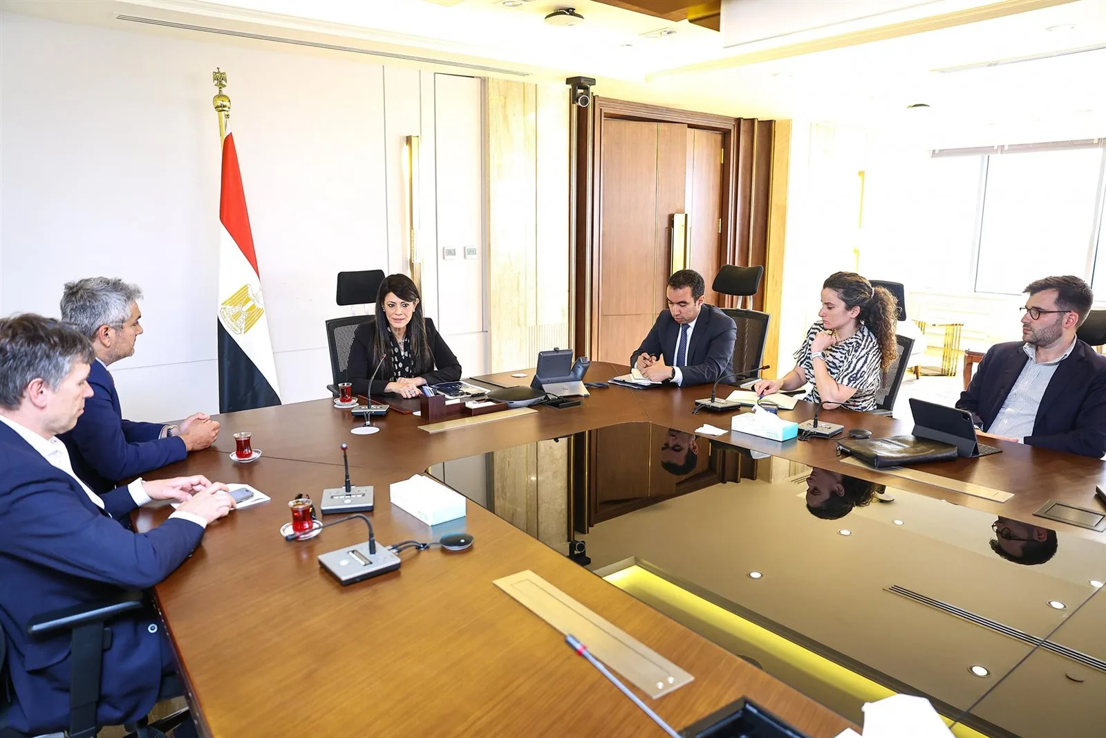 المشاط تناقش مع «جولدمان ساكس» مستجدات الاقتصاد المصري ومبادرات تعزيز بيئة الأعمال المشاط تناقش مع «جولدمان ساكس» مستجدات الاقتصاد المصري ومبادرات تعزيز بيئة الأعمال