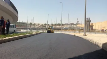 رصف وتطوير الطريق الذي يربط المنصورية بالإسكندرية الصحراوي أسفل الدائري في كفر غطاطي