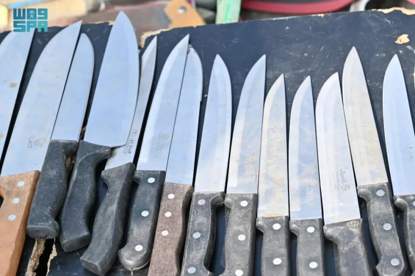 مهنة الحدادة وت sharpen السكاكين في جازان… تراث يُحيي مجدداً مع عيد الأضحى مهنة الحدادة وت sharpen السكاكين في جازان… تراث يُحيي مجدداً مع عيد الأضحى