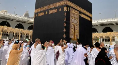 السعودية تستعد لـ”أخطر الظروف” لمواجهة ارتفاع درجات الحرارة خلال موسم الحج السعودية تستعد لـ”أخطر الظروف” لمواجهة ارتفاع درجات الحرارة خلال موسم الحج