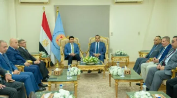 وزيرا “الإنتاج الحربي” و”الشباب والرياضة” يراقبان تطورات التعاون في مصنع العشب الصناعي