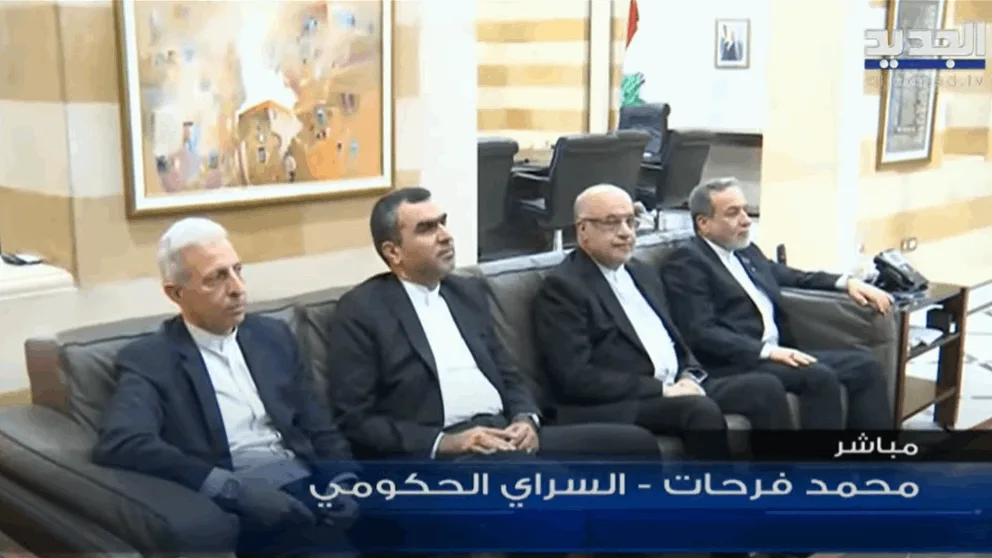 عراقجي في مقر الحكومة… وصحفي الجديد يتابع أحداث الزيارة. عراقجي في مقر الحكومة… وصحفي الجديد يتابع أحداث الزيارة.