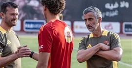 الخطيب يتدخل.. تفاصيل الأزمة الأولى لريبيرو في الأهلي الخطيب يتدخل.. تفاصيل الأزمة الأولى لريبيرو في الأهلي