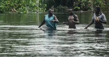 أكثر من 500 شخص مفقودون بسبب الفيضانات في شمال نيجيريا أكثر من 500 شخص مفقودون بسبب الفيضانات في شمال نيجيريا
