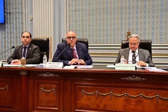 برعاية محافظ القليوبية، لجنة النواب المحلية تبحث مجموعة من الأدوات الرقابية المقترحة من الأعضاء. برعاية محافظ القليوبية، لجنة النواب المحلية تبحث مجموعة من الأدوات الرقابية المقترحة من الأعضاء.