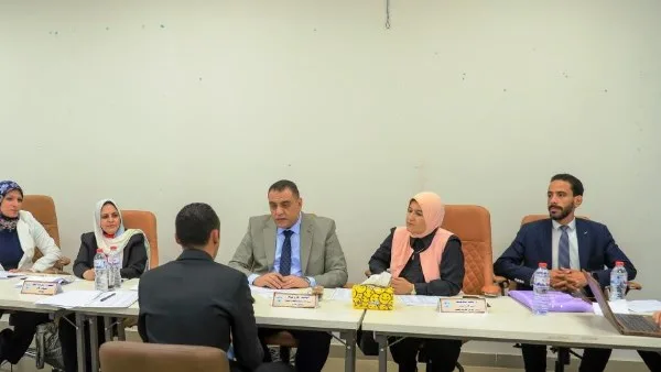 مقابلات لاختيار أعضاء الهيكل الإداري لنظام التأمين الصحي الشامل في أسوان مقابلات لاختيار أعضاء الهيكل الإداري لنظام التأمين الصحي الشامل في أسوان