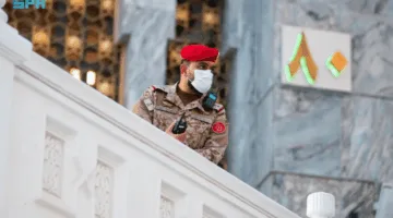 القوات البرية تساهم في تنظيم الجماهير وتأمين المواقع الأساسية في المشاعر المقدسة.