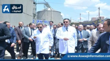 وزير التموين يزور صومعة ومطحن سندوب أثناء جولته في المنصورة | صور