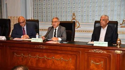 لجنة النواب تطالب بسرعة الحصول على موافقة الري لأرض مستشفى بنها وتؤجل طلب الإحاطة. لجنة النواب تطالب بسرعة الحصول على موافقة الري لأرض مستشفى بنها وتؤجل طلب الإحاطة.