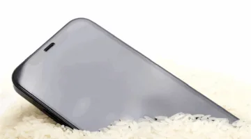 خمسة خرافات حول كيفية التعامل مع الأجهزة الرطبة، بما في ذلك دفنها في الأرز