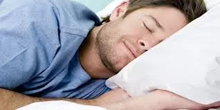 هل تواجه صعوبة في النوم؟.. مكملات غذائية تعزز نومك العميق.
