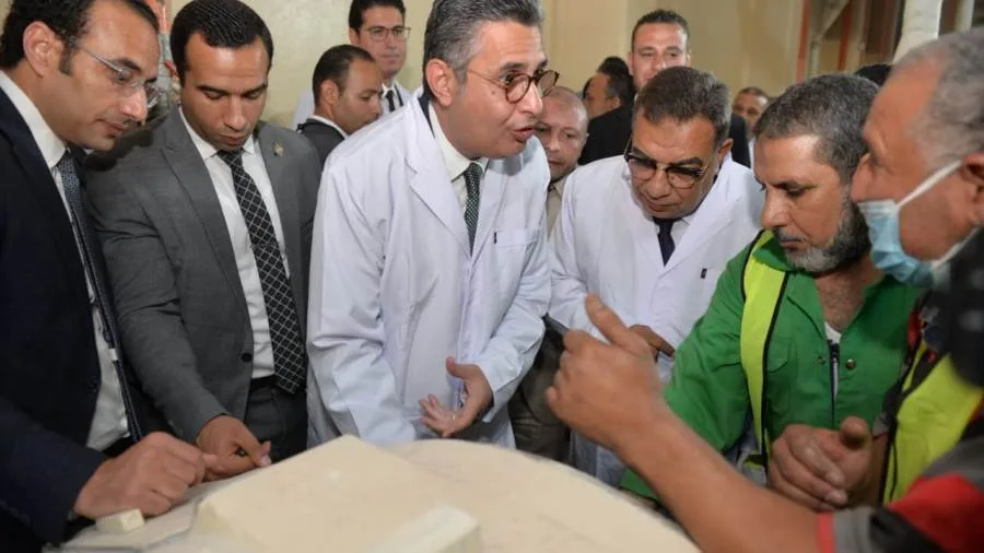 وزير التموين ومحافظ الدقهلية يزوران صومعة القمح في سندوب وزير التموين ومحافظ الدقهلية يزوران صومعة القمح في سندوب