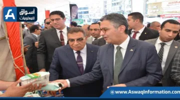 وزير التموين يزور سوق اليوم الواحد في المنصورة | صور