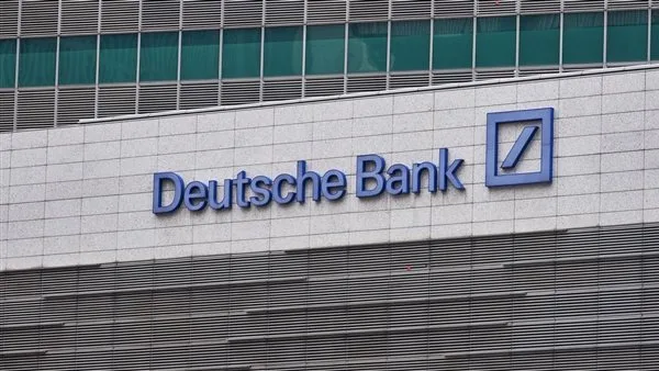 دويتشه بنك: توقعات بتباطؤ الاقتصاد الأمريكي وانخفاض هيمنة الدولار عالميًا دويتشه بنك: توقعات بتباطؤ الاقتصاد الأمريكي وانخفاض هيمنة الدولار عالميًا