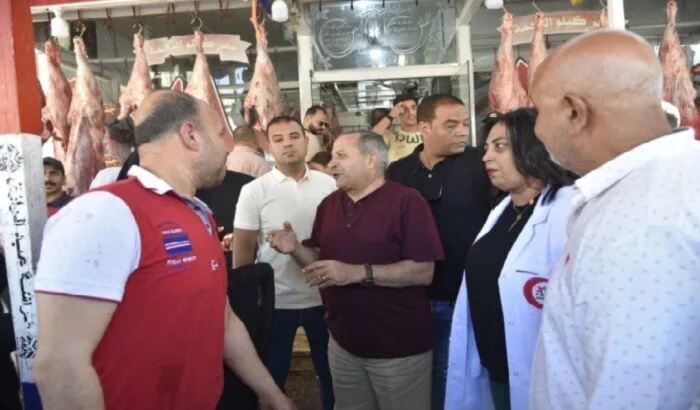 محافظ بورسعيد يزور نقاط بيع اللحوم تحضيرًا لعيد الأضحى محافظ بورسعيد يزور نقاط بيع اللحوم تحضيرًا لعيد الأضحى