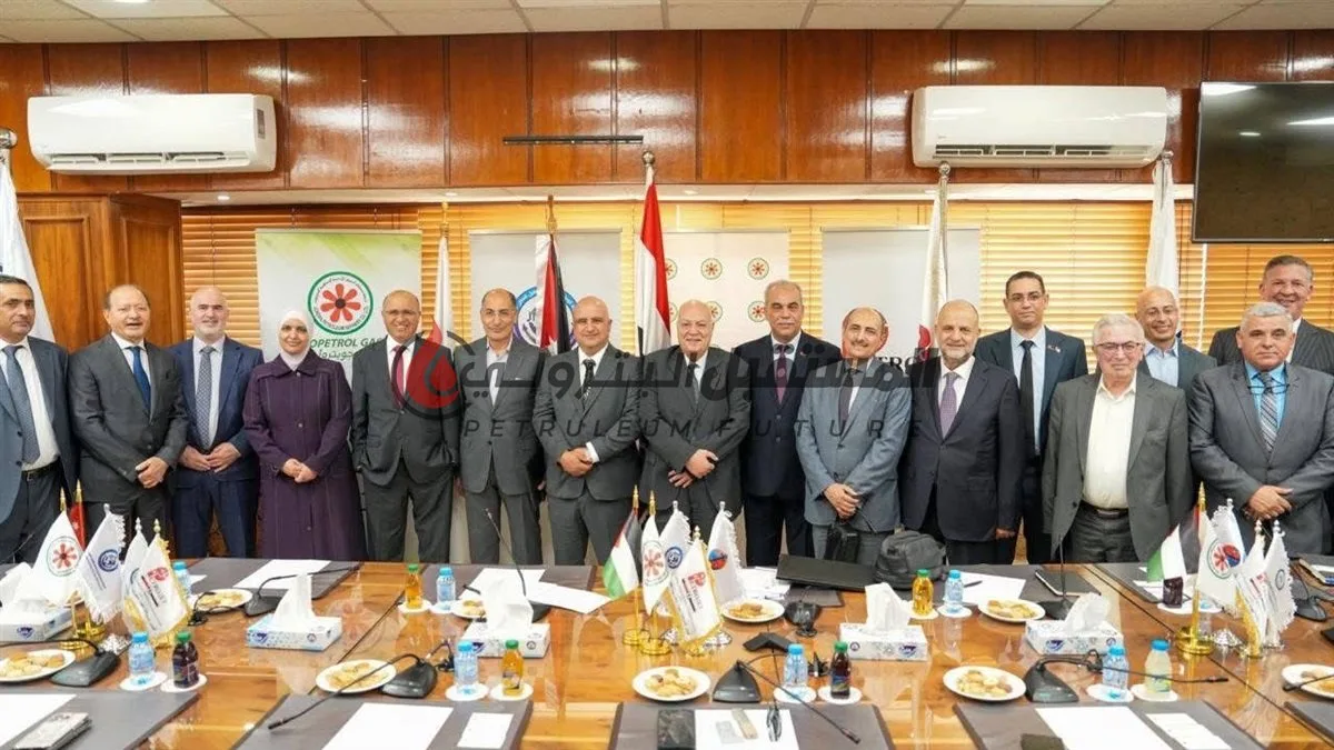 بتروجت وتحالف أردني يبرمان عقدًا لتنفيذ مشروع تخزين الغاز الطبيعي المسال في العقبة بتروجت وتحالف أردني يبرمان عقدًا لتنفيذ مشروع تخزين الغاز الطبيعي المسال في العقبة