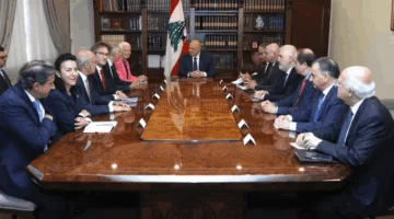 الرئيس عون يتحدث إلى وفد من البرلمان الفرنسي: لبنان يلتزم تمامًا باتفاق وقف إطلاق النار.
