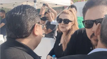وداع الفنانة سميحة أيوب: رانيا محمود ياسين ووفاء عامر ينعينها بدموعهن