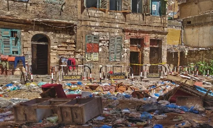 النيابة العامة تفحص العقار المنهار في منطقة اللبان بالإسكندرية النيابة العامة تفحص العقار المنهار في منطقة اللبان بالإسكندرية