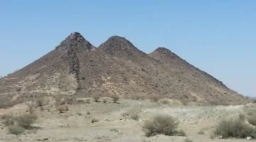جبال ثلاثاء.. رحلة يوم واحد إلى الأماكن المقدسة