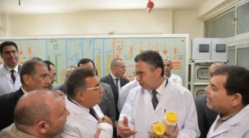 وزير التموين ومحافظ الدقهلية يراقبان نظام توزيع المواد الغذائية والتموينية