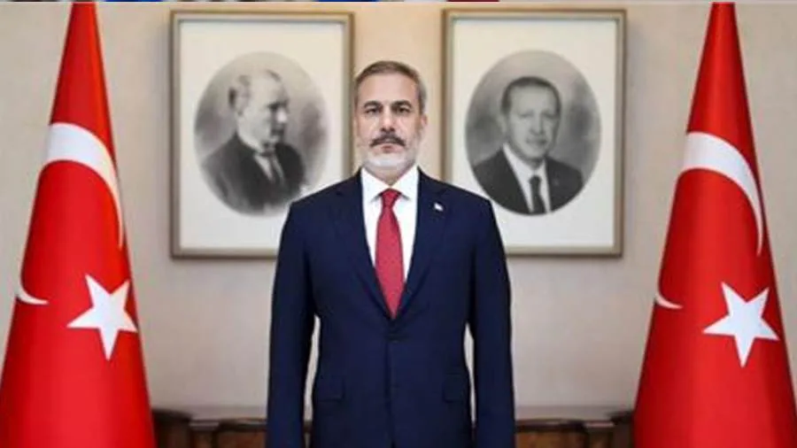 وزير الخارجية التركي يتناول مع نظيره الأمريكي سبل تحقيق السلام في أوكرانيا وزير الخارجية التركي يتناول مع نظيره الأمريكي سبل تحقيق السلام في أوكرانيا