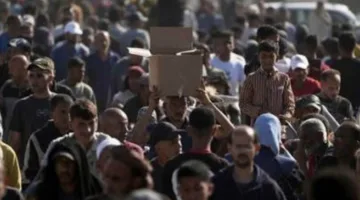 الاحتلال يدعي: حماس تفقد قبضتها على سكان غزة