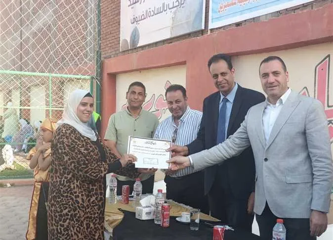 «أتموا 200 ساعة من التدريب».. حفل تخريج الفائزين في المبادرة الرئاسية «مهنتك مستقبلك» بالإسكندرية (صور) «أتموا 200 ساعة من التدريب».. حفل تخريج الفائزين في المبادرة الرئاسية «مهنتك مستقبلك» بالإسكندرية (صور)