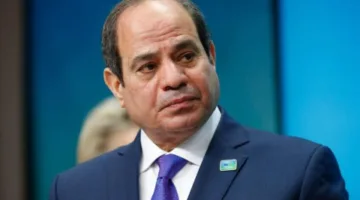 السيسي يدعو للوحدة الدولية للضغط على إسرائيل لوقف النزاع في غزة وفتح الطريق للمساعدات للفلسطينيين وإنهاء أزماتهم.