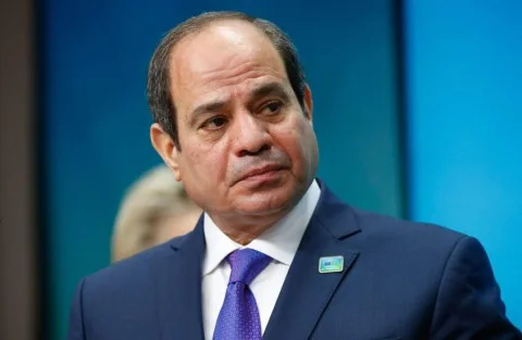 السيسي يدعو للوحدة الدولية للضغط على إسرائيل لوقف النزاع في غزة وفتح الطريق للمساعدات للفلسطينيين وإنهاء أزماتهم. السيسي يدعو للوحدة الدولية للضغط على إسرائيل لوقف النزاع في غزة وفتح الطريق للمساعدات للفلسطينيين وإنهاء أزماتهم.