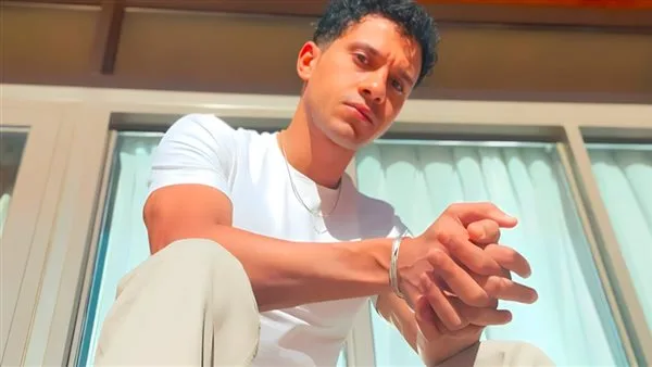 البالطو الخاص بعصام عمر: السر وراء شهرته وما لا تعرفه عن نجوم السينما الجدد البالطو الخاص بعصام عمر: السر وراء شهرته وما لا تعرفه عن نجوم السينما الجدد