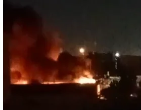 شاهد عيان: النيران تلتهم سوق الخير بأسره وسط فوضى تجار الأكشاك في الشروق | فيديو شاهد عيان: النيران تلتهم سوق الخير بأسره وسط فوضى تجار الأكشاك في الشروق | فيديو